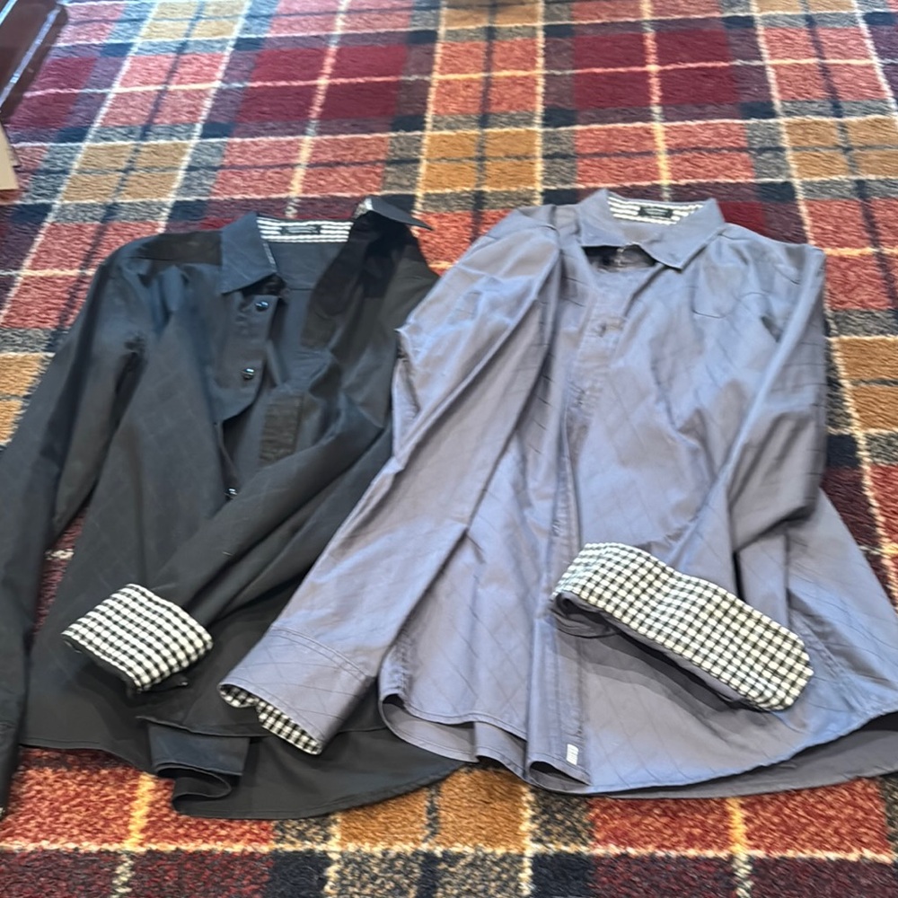 2 men’s Coofandy size Small Button-Up Shirts. Worn a few times.